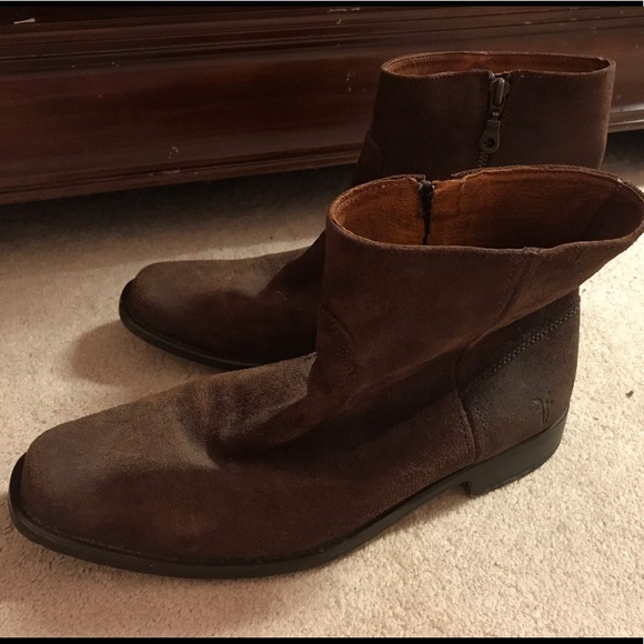 Men’s Frye boots